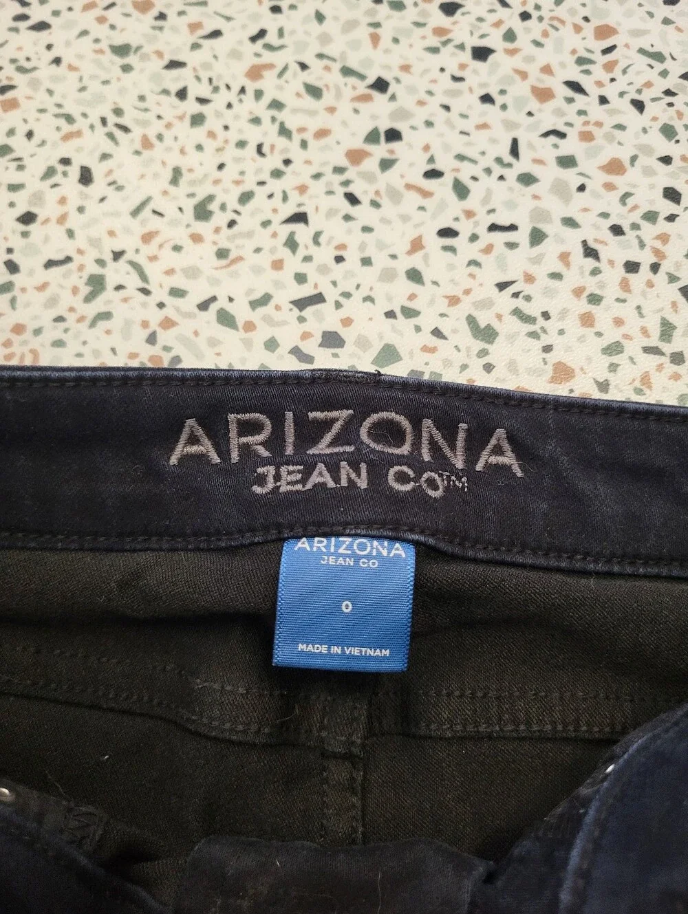 Arizona Jean Company Women’s Black Skinny Jeans